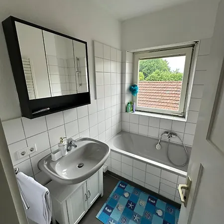 Double And Shared Bathroom Daire
