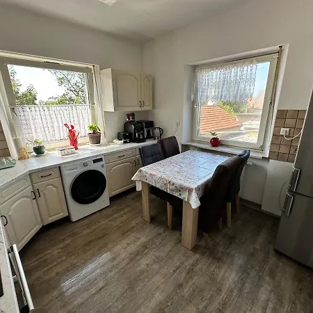 Double And Shared Bathroom *