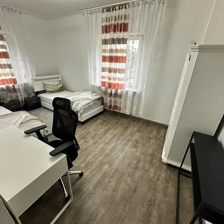 Double And Shared Bathroom Neurenberg